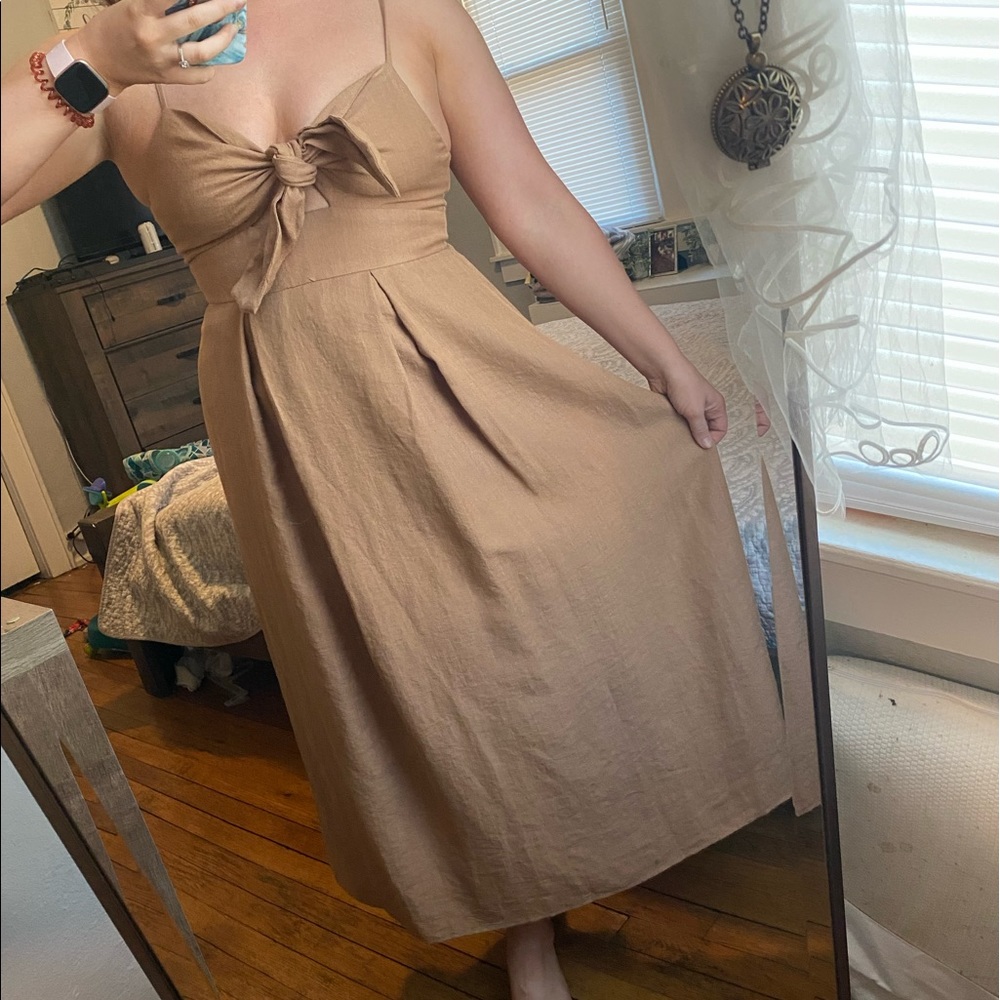 Selfie Leslie midi dress
